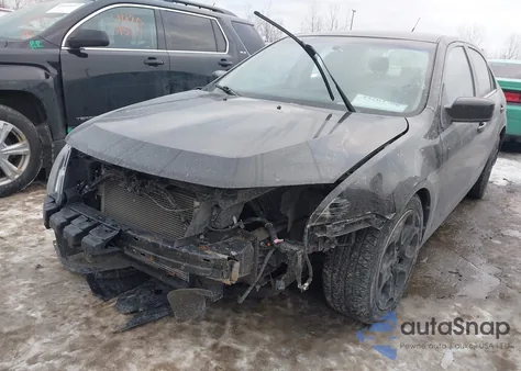 2011 Ford Fusion Se z USA, uszkodzony, nr VIN 3FAHP0HAXBR102085